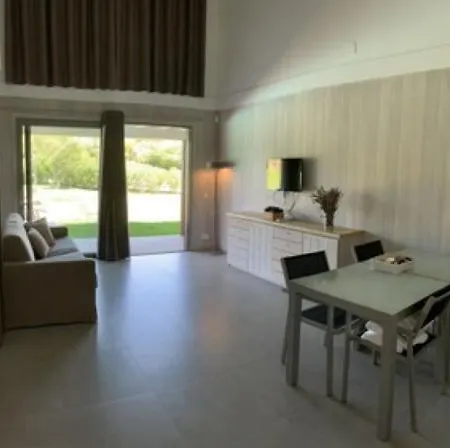 公寓 Le Petit Domaine De Sperone 博尼法乔